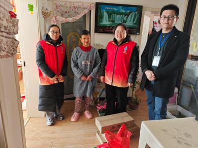 走访社区困难居民 (7)(1).jpg